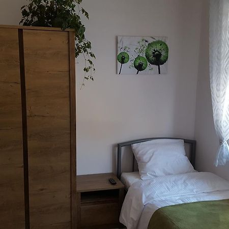 Dobranocka Appartement Kalen Buitenkant foto